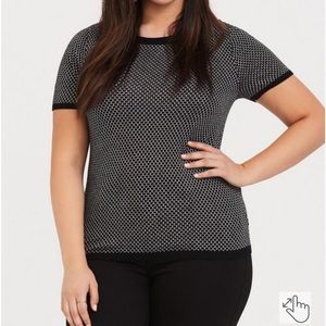 Torrid black and white geo sweater 1X